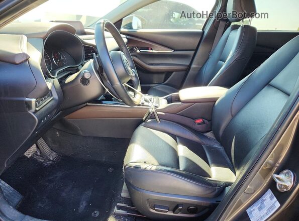 3MVDMBEYXMM234096 2021 MAZDA CX-30 Silver წინა სალონის ხედი