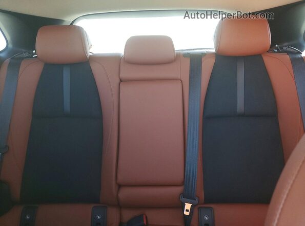 3MVDMBXY0SM840033 2025 MAZDA CX-30 Green Vista de los asientos traseros