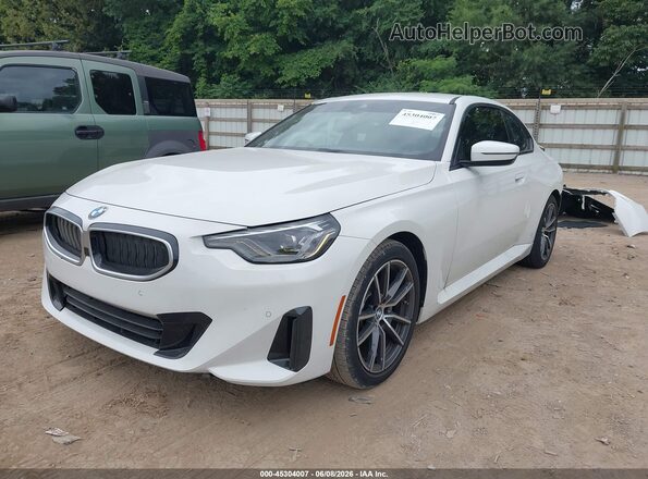 3MW23CM09S8F23499 2025 BMW 7 SERIES White Առջևի ձախ երեք քառորդ տեսարան