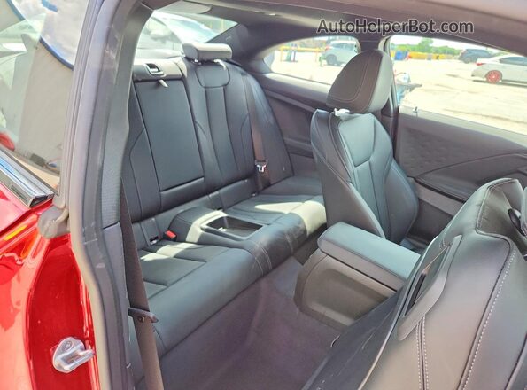 3MW33CM04S8F51683 2025 BMW 2 SERIES Red უკანა სავარძლების ხედი