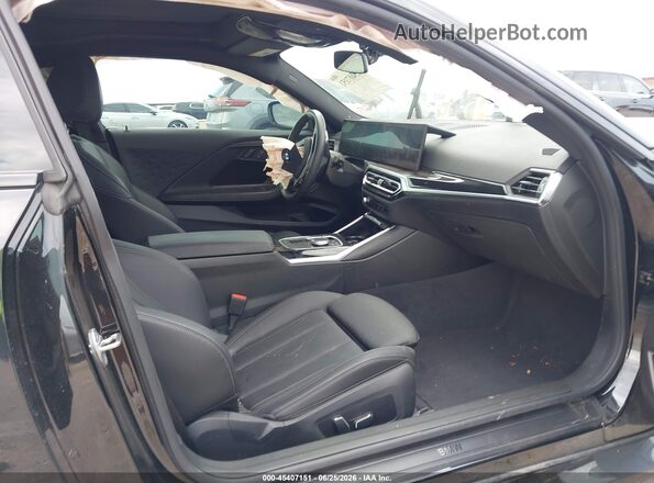 3MW33CM0XR8E13883 2024 BMW 2 SERIES Black Front interior view