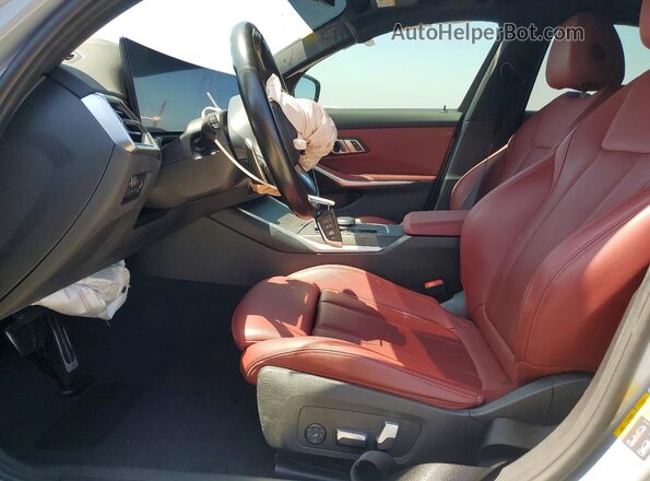 3MW39FF06P8C90612 2023 BMW OTHER Gray Front interior view