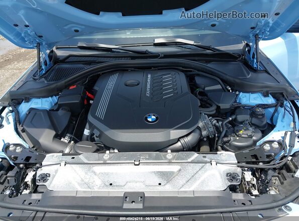 3MW43CM05S8F24979 2025 BMW M2 Blue Vista trasera