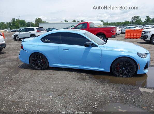 3MW43CM05S8F24979 2025 BMW M2 Blue Vista interior trasera