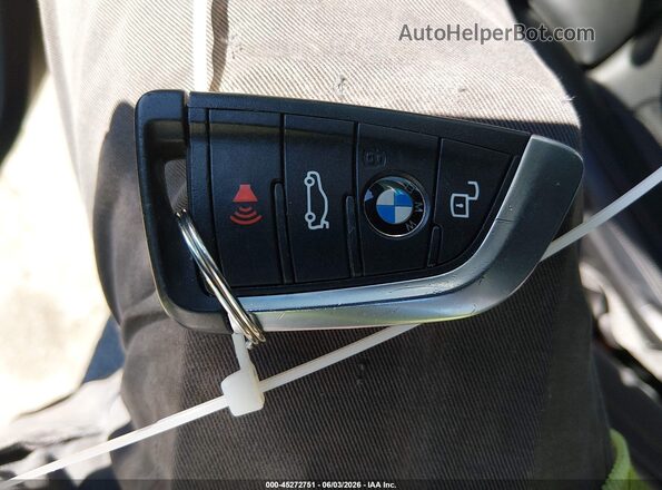 3MW49FF02R8D95283 2024 BMW M3 Black Vista del salpicadero