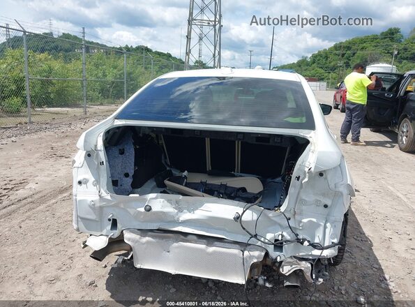3MW49FF06P8C88735 2023 BMW M3 White 