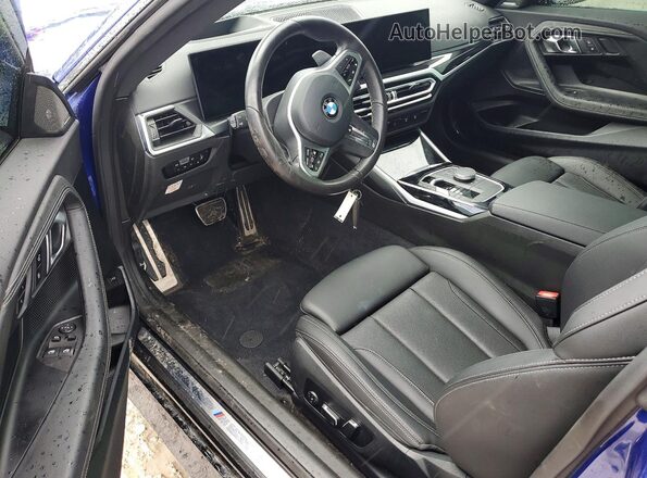 3MW53CM00R8E73812 2024 BMW M2 Blue წინა პანელის ხედი
