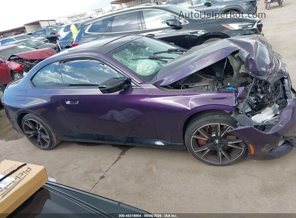 3MW53CM01P8C80811 2023 BMW M2 Purple Սալոնի հետևի տեսք