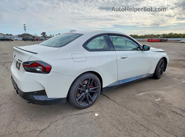 3MW53CM07R8E86752 2024 BMW M2 White უკანა მარჯვენა