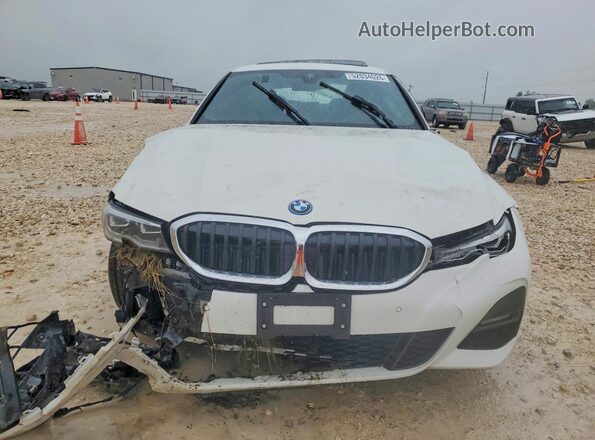 3MW5P7J01N8C62743 2022 BMW 3 SERIES White Widok z przodu