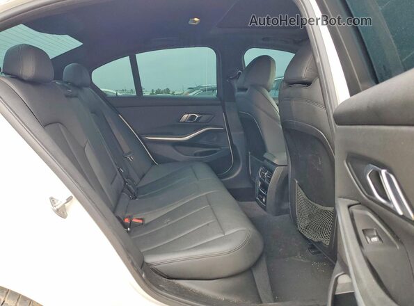 3MW5R1J00L8B22252 2020 BMW OTHER White Սալոնի հետևի տեսք