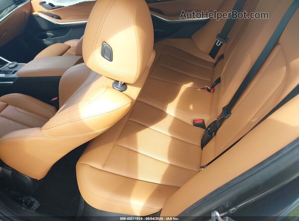 3MW5R1J00N8C69772 2022 BMW 3 SERIES Gray Widok naklejki z numerem VIN