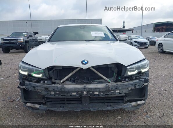 3MW5R1J01L8B04097 2020 BMW 3 SERIES White Vista interior trasera