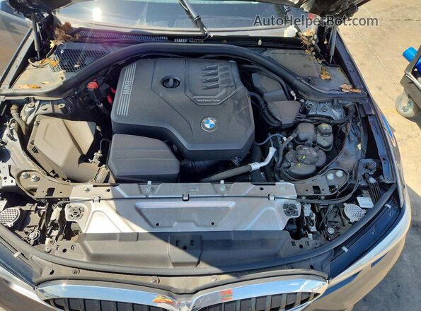 3MW5R1J04M8C08939 2021 BMW 3 SERIES Gray Rear interior view