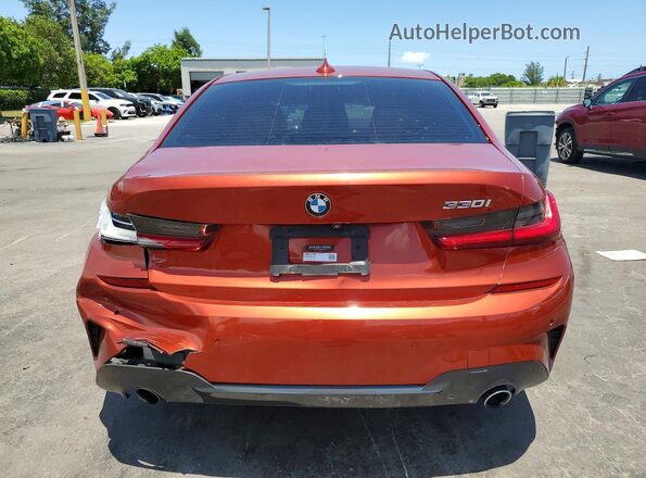 3MW5R1J05L8B27379 2020 BMW 3 SERIES Оранжевый Вид сзади