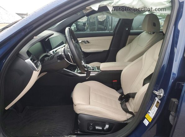 3MW5R1J06M8C18369 2021 BMW OTHER Blue Vista interior delantera