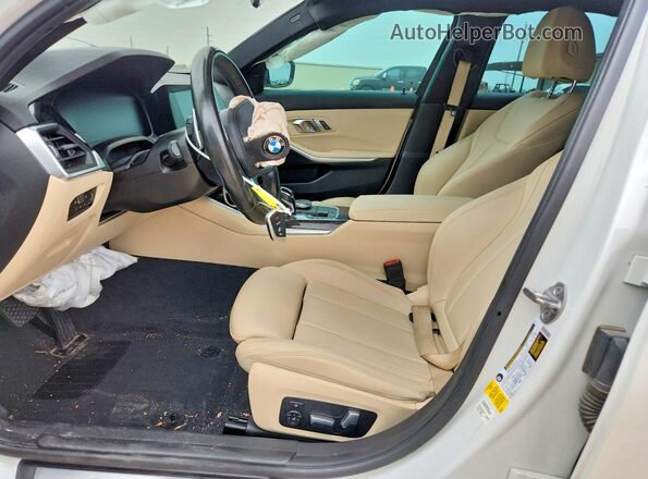 3MW5R1J07L8B06758 2020 BMW 7 SERIES White Вид салону спереду