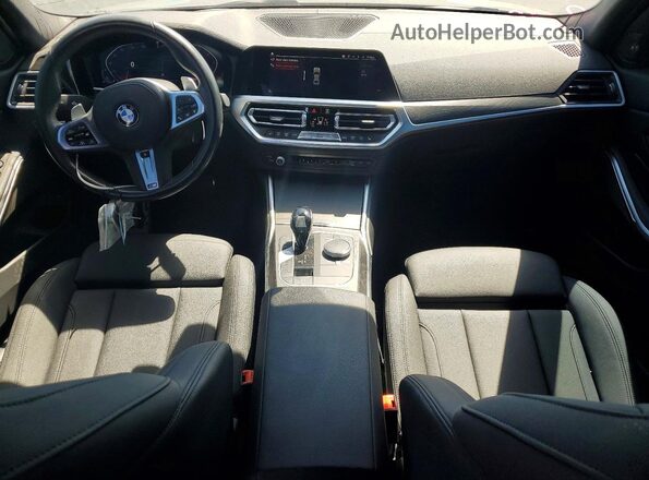 3MW5R1J07L8B19980 2020 BMW 3 SERIES Black Dashboard view
