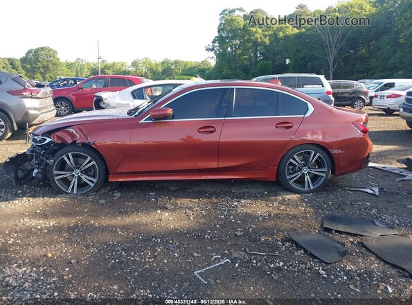 3MW5R7J00M8C02638 2021 BMW 3 SERIES Orange Widok wnętrza 360 stopni