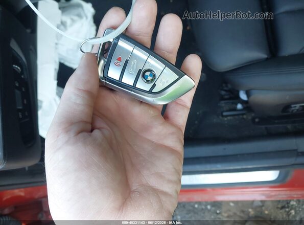 3MW5R7J00M8C02638 2021 BMW 3 SERIES Orange Widok deski rozdzielczej