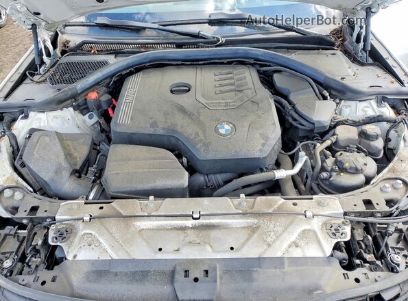 3MW5R7J06M8B66468 2021 BMW OTHER White Vista interior trasera