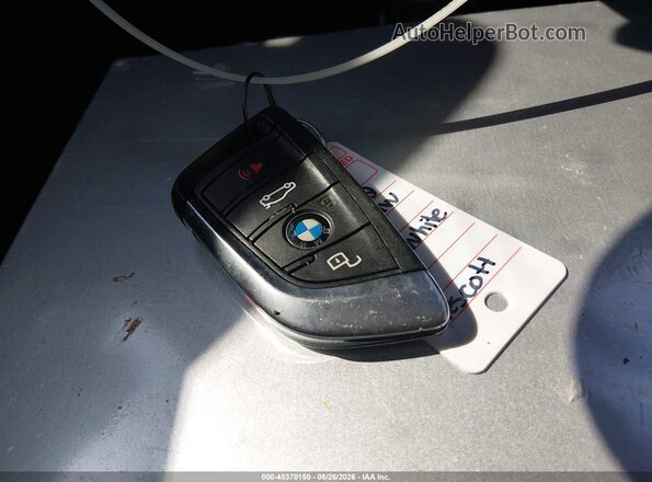 3MW5R7J09N8C69465 2022 BMW 3 SERIES White Dashboard view