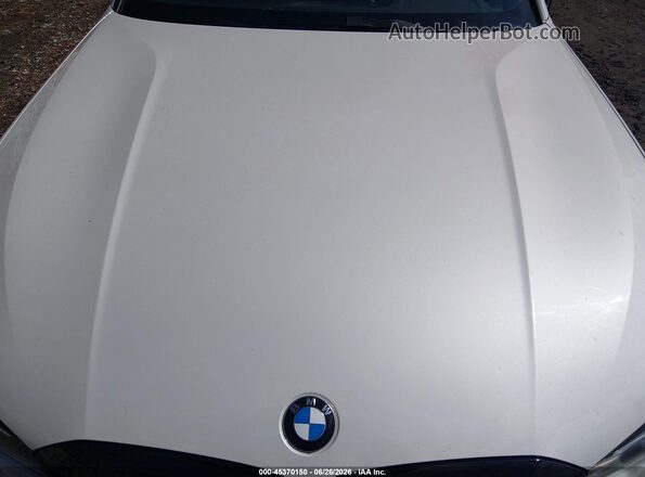 3MW5R7J09N8C69465 2022 BMW 3 SERIES White Rear view
