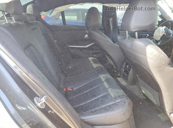 3MW5U9J05M8B50465 2021 BMW 5 SERIES Gray Вид задніх сидінь