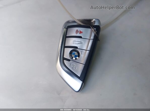 3MW69CW02S8F69706 2025 BMW 3 SERIES White Вид панелі приладів