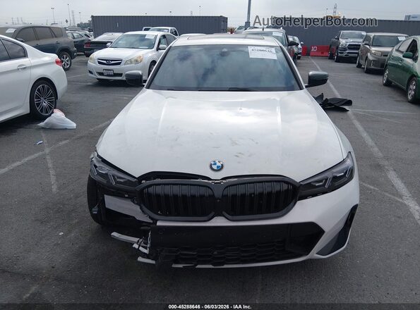 3MW69CW04S8F76298 2025 BMW 3 SERIES White Widok wnętrza z tyłu