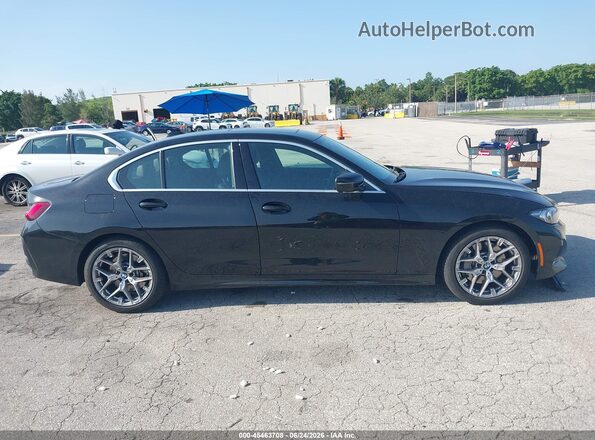 3MW69CW07T8F92139 2026 BMW 3 SERIES Black Vista interior trasera