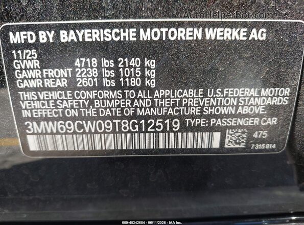 3MW69CW09T8G12519 2026 BMW 3 SERIES Black ძრავის განყოფილების ხედი