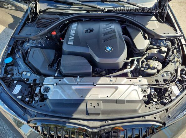 3MW69CW0XT8F87422 2026 BMW 3 SERIES Gray Вид задньої частини салону
