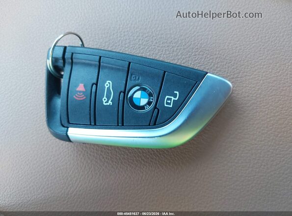 3MW69FF03R8E06364 2024 BMW 3 SERIES White Widok deski rozdzielczej