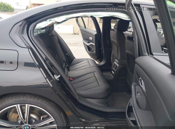 3MW69FF05P8D76247 2023 BMW 3 SERIES Black Widok naklejki z numerem VIN