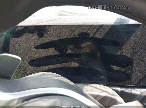 3MW69FF05R8D97442 2024 BMW 3 SERIES Gray Widok tylnych siedzeń