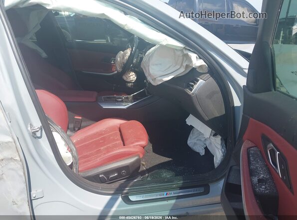 3MW69FF05R8D97442 2024 BMW 3 SERIES Gray Widok wnętrza z przodu