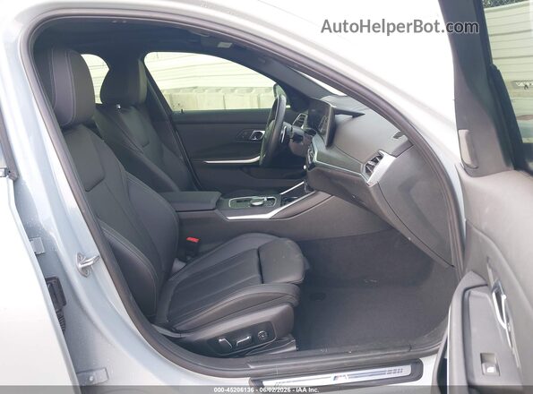 3MW69FF06R8E17231 2024 BMW 3 SERIES Gray წინა სალონის ხედი