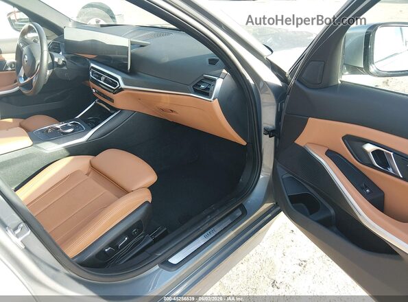 3MW69FF0XR8E10749 2024 BMW 7 SERIES Gray Widok wnętrza z przodu