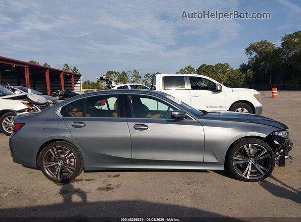 3MW69FF0XR8E10749 2024 BMW 7 SERIES Gray Widok wnętrza z tyłu