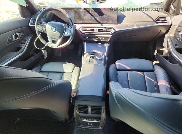 3MW89FF01R8E39338 2024 BMW 3 SERIES Gray Вид панелі приладів