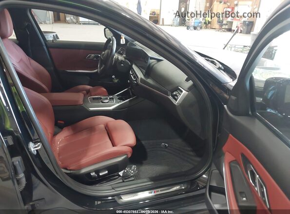 3MW89FF03P8D53333 2023 BMW 3 SERIES Черный Вид салона спереди