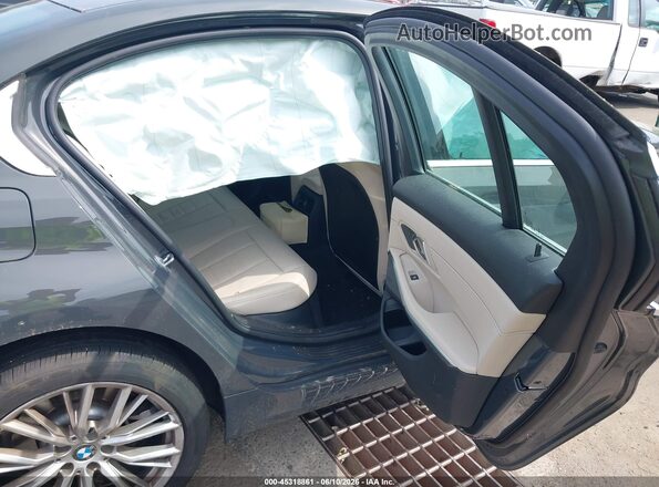 3MW89FF03R8E69182 2024 BMW 3 SERIES Gray Вид наклейки з VIN-кодом