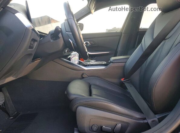 3MW89FF06R8E26424 2024 BMW OTHER Black Front interior view