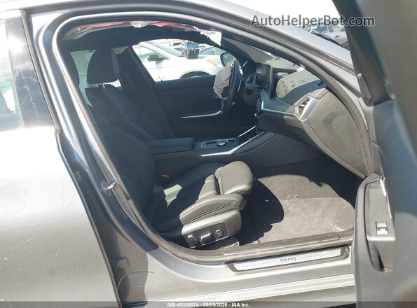 3MW89FF06R8E63781 2024 BMW 3 SERIES Silver Widok wnętrza z przodu