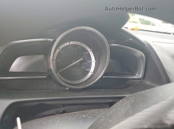 3MYDLBYV0HY153498 2017 TOYOTA YARIS Black Սարքավորումների վահանակի տեսք