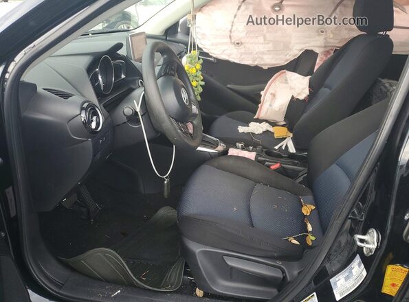 3MYDLBYV0HY153498 2017 TOYOTA YARIS Black Սալոնի դիմացի տեսք