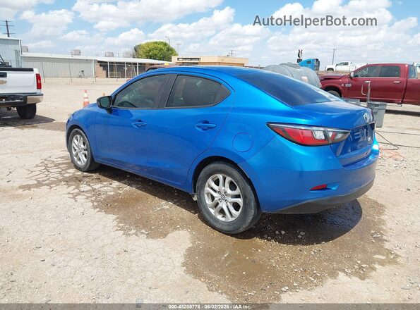 3MYDLBYV0JY302143 2018 TOYOTA YARIS IA Blue Задня ліва чверть