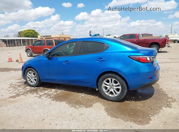 3MYDLBYV0JY302143 2018 TOYOTA YARIS IA Blue Панорамний вид салону 360°
