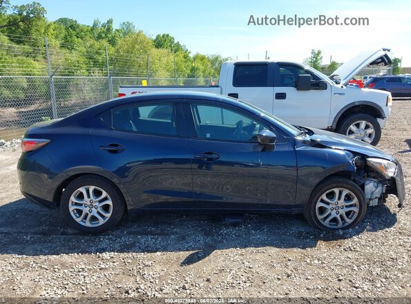 3MYDLBYV0JY312624 2018 TOYOTA YARIS IA Navy უკანა სალონის ხედი